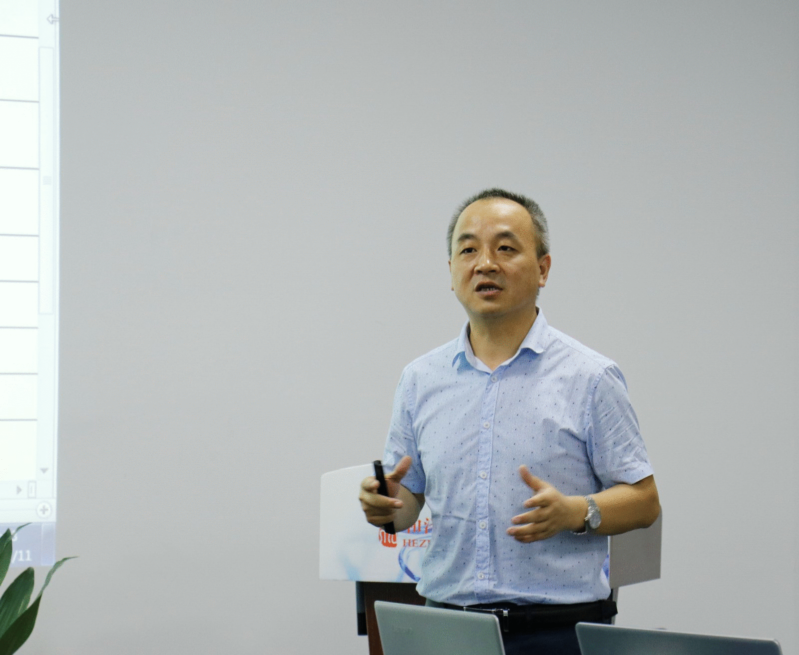 1595302607257953.gif 1595302607257953.gif